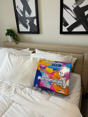 Customer photo review of The Marshmalloo Pillow