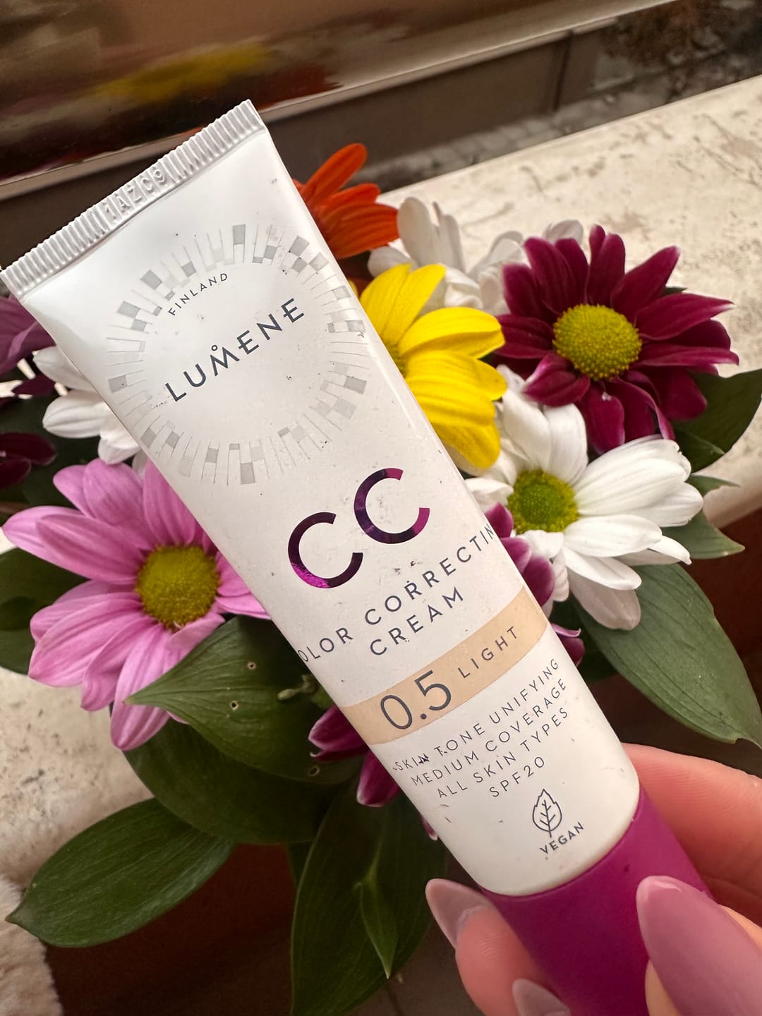 Customer photo review of Lumene CC cream - Веган CC Крем "Абсолютно съвършенство" 7в1 SPF 20