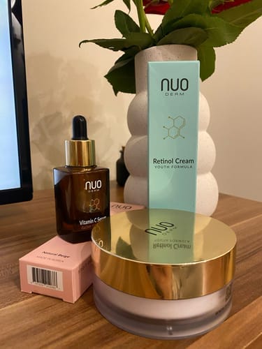 Customer photo review of Set Ser cu Vitamina C, Crema cu Retinol, Crema cu Mucina de Melc si BB Cream (4 produse)