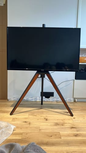 Customer photo review of Picasso FT65 TV Stand