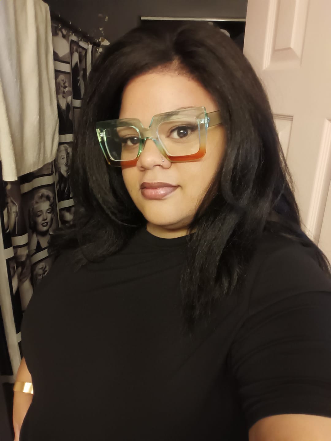 Customer photo review of Sensationnel Curls Kinks Glueless HD 13x6 Lace Front Wig - 13x6 KINKY LAYERED BLOW OUT 22" - Kinky Edges