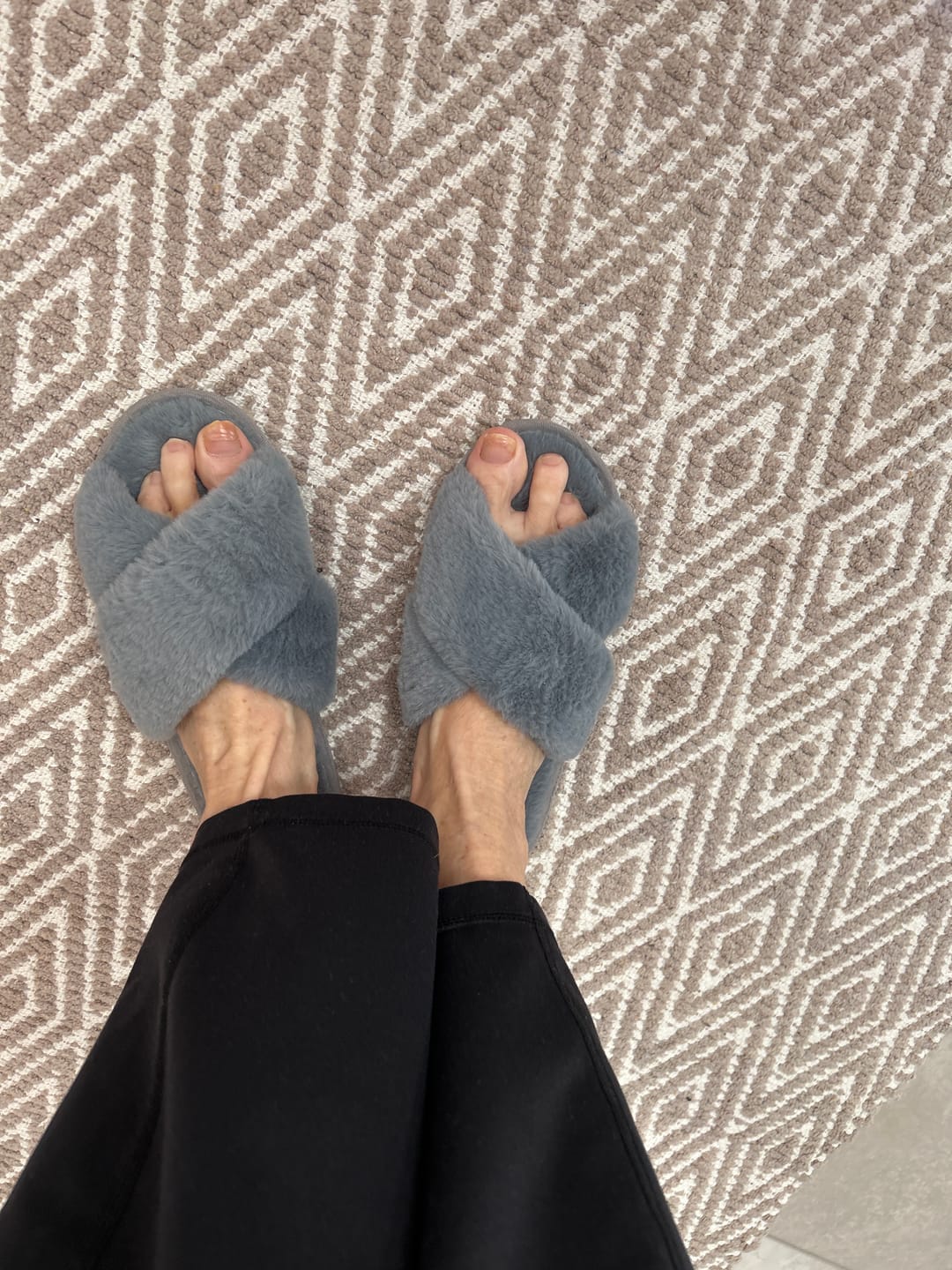 Customer photo review of Nordic Cozy Cross Band Slippers