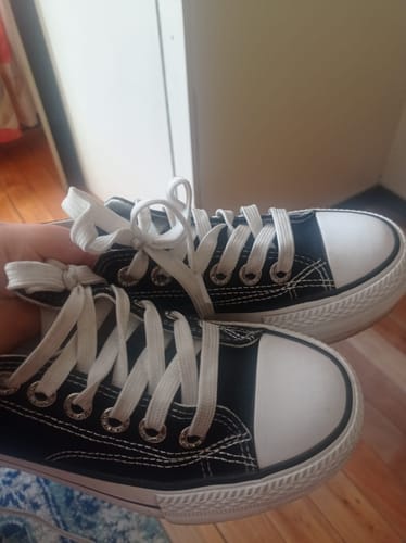 Customer photo review of Zapatilla Negra Mujer 48031