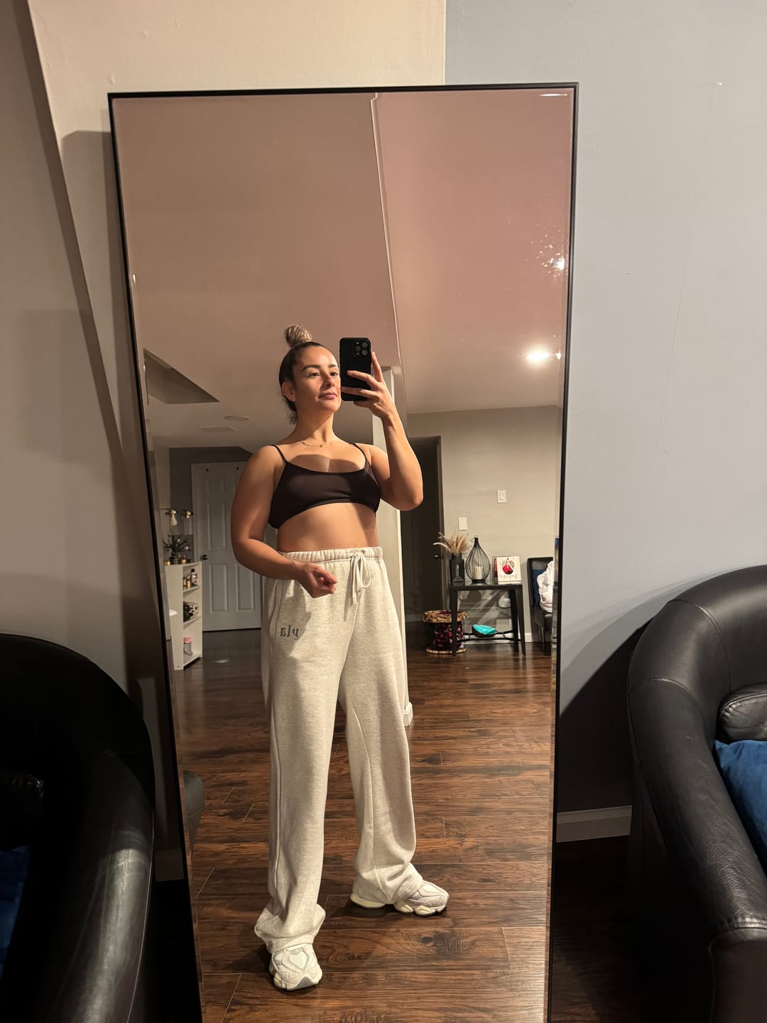 Customer photo review of W229 - Urban Straight Leg Jogger