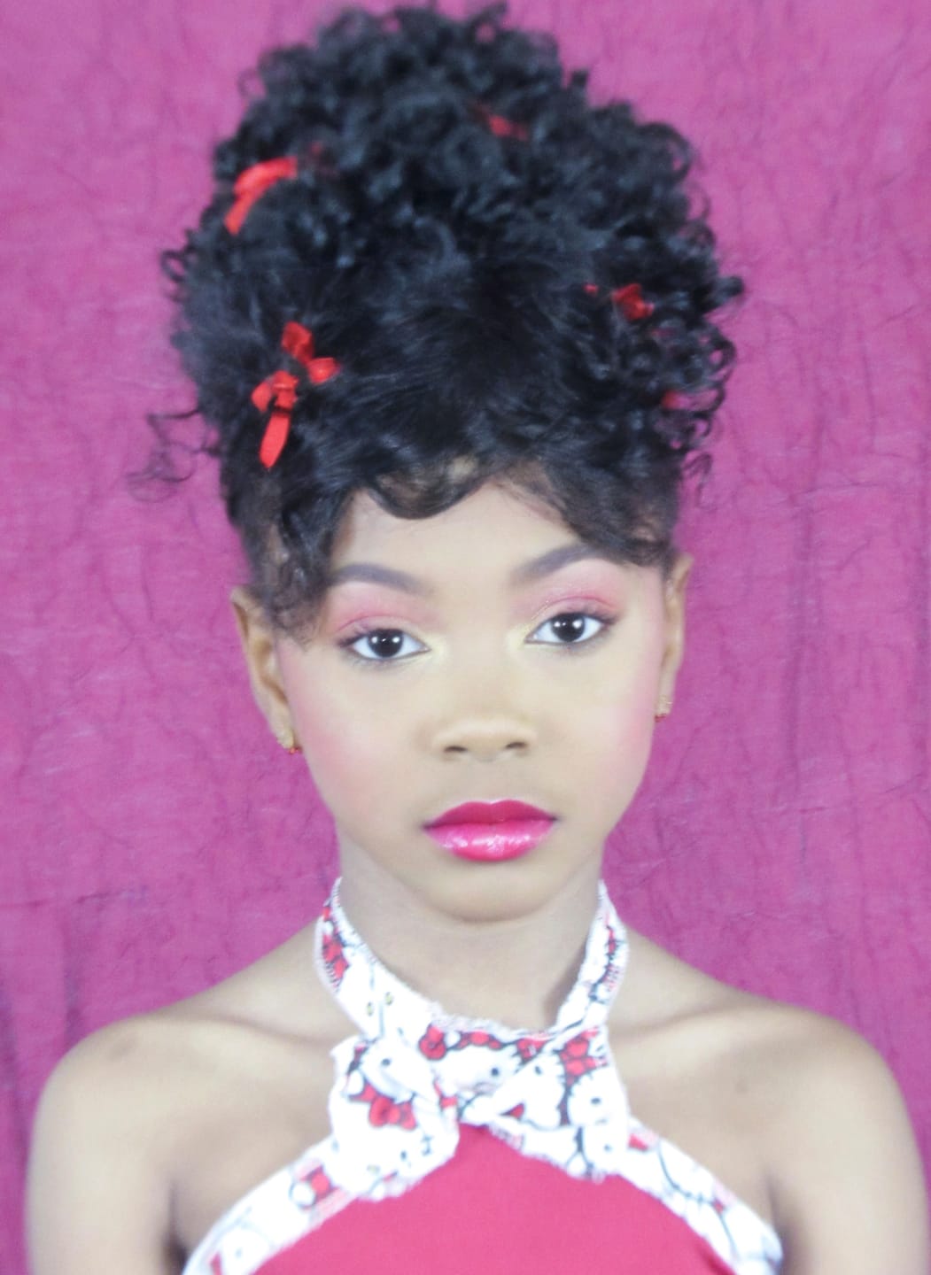 Customer photo review of Outre Pretty Quick Premium Synthetic Pineapple Ponytail - SOFTIE