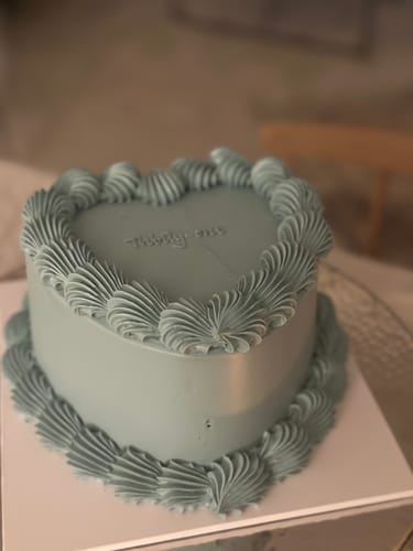 Customer photo review of clara