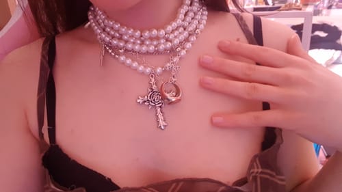 Customer photo review of Cecilia Flower Cross Pearls 3 Pcs Necklace Set