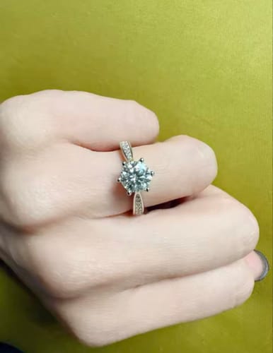 Customer photo review of Everly 14K White Gold Plated Moissanite Engagement Ring