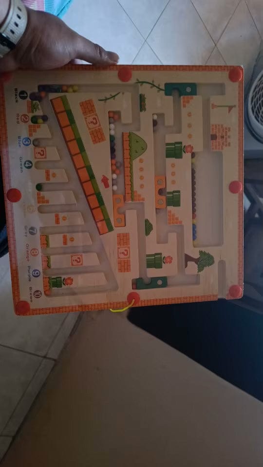 Customer photo review of Marvin's Magnetic Maze