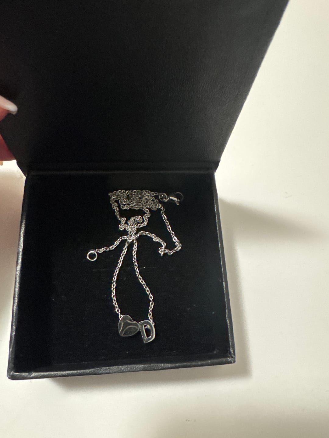 Customer photo review of Halskette mit kleinem Herz und einem Buchstaben