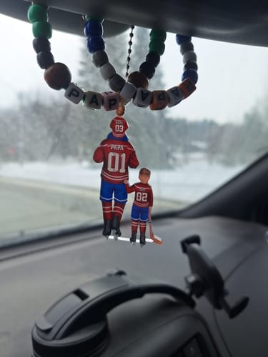 Customer photo review of Personalized Hockey Dad & Kids Acrylic Ornament