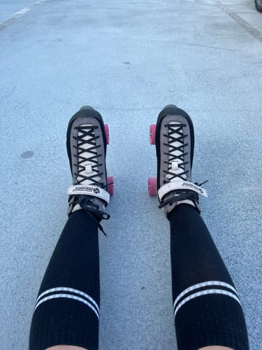 Customer photo review of ParkStar Park Roller Skates