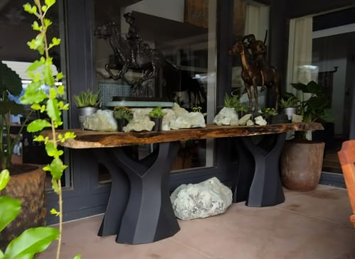 Customer photo review of 413 Ramo 28" Single Table Leg