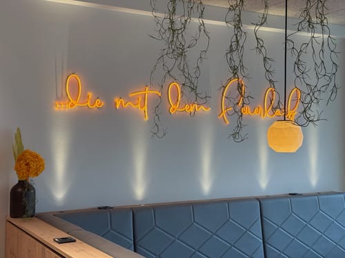 Hanno K. review of LED-Neon Schriftzug ...die mit de... image 1 out of 1