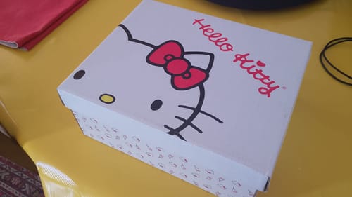 Customer photo review of HK Platform White