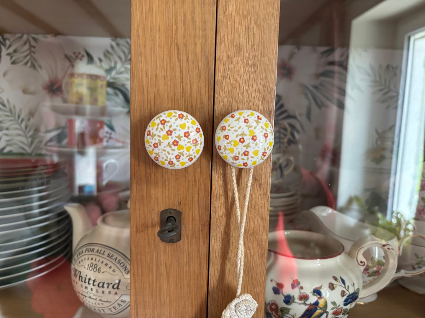 Customer photo review of Ceramic Knob 'Cottage Garden' 38mm