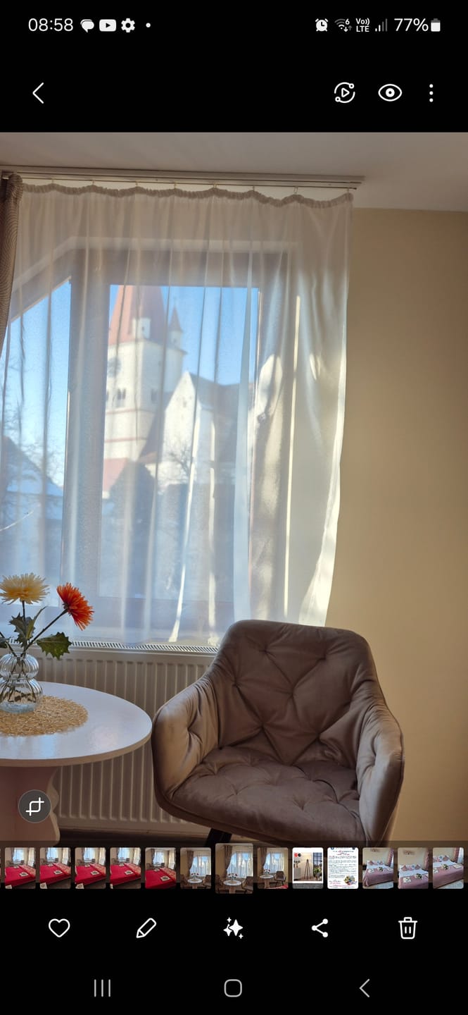 Customer photo review of Scaun MANGO, bej/negru, stofa catifelata/metal, 57x45x83 cm