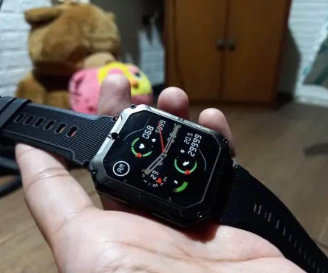 Customer photo review of Onverwoestbare Smartwatch - ArmorTime