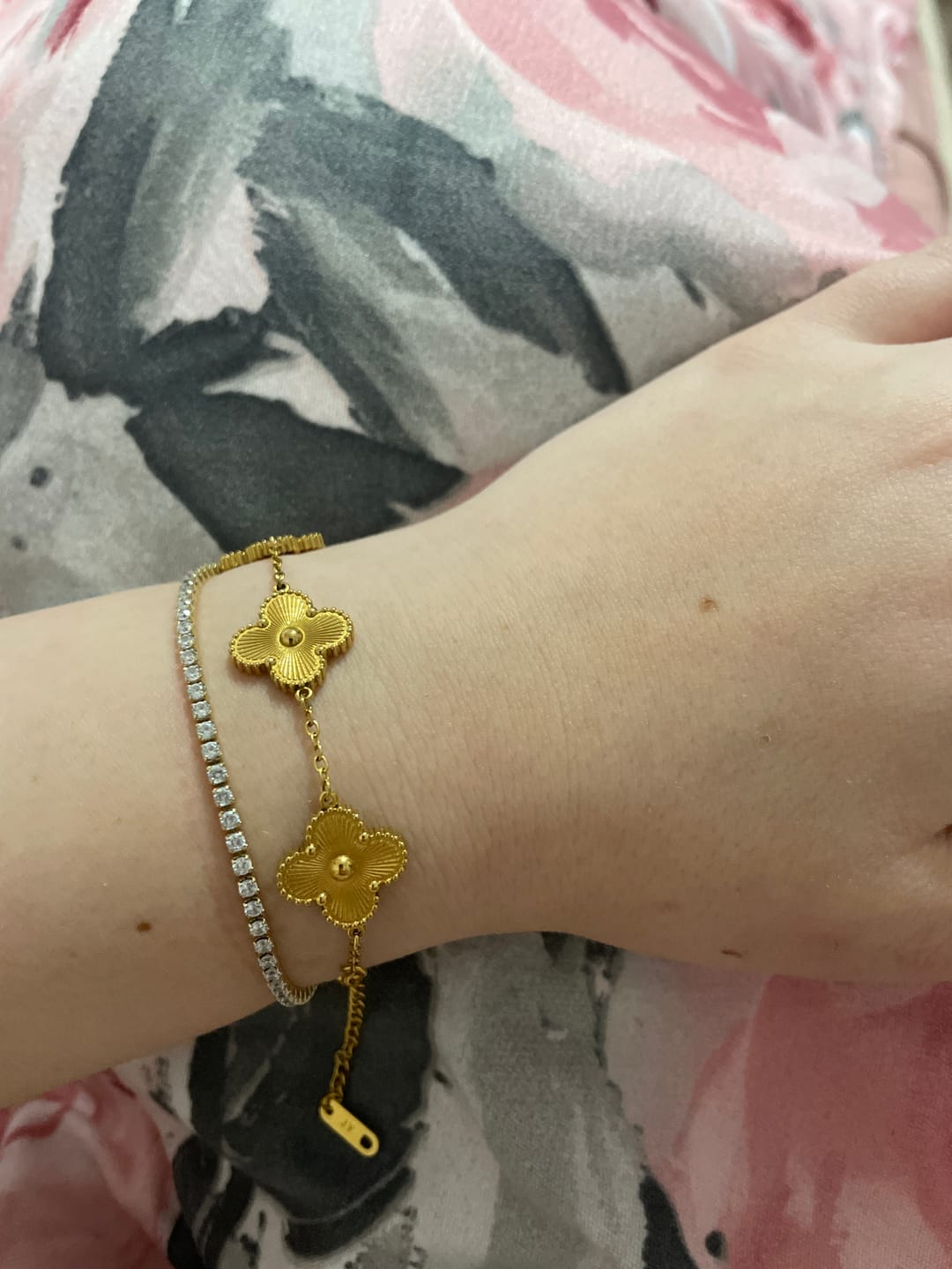 Customer photo review of Bratara - Royal Clover