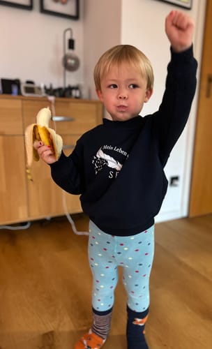 Customer photo review of Mein Leben darf leicht sein - Kinder Sweatshirt