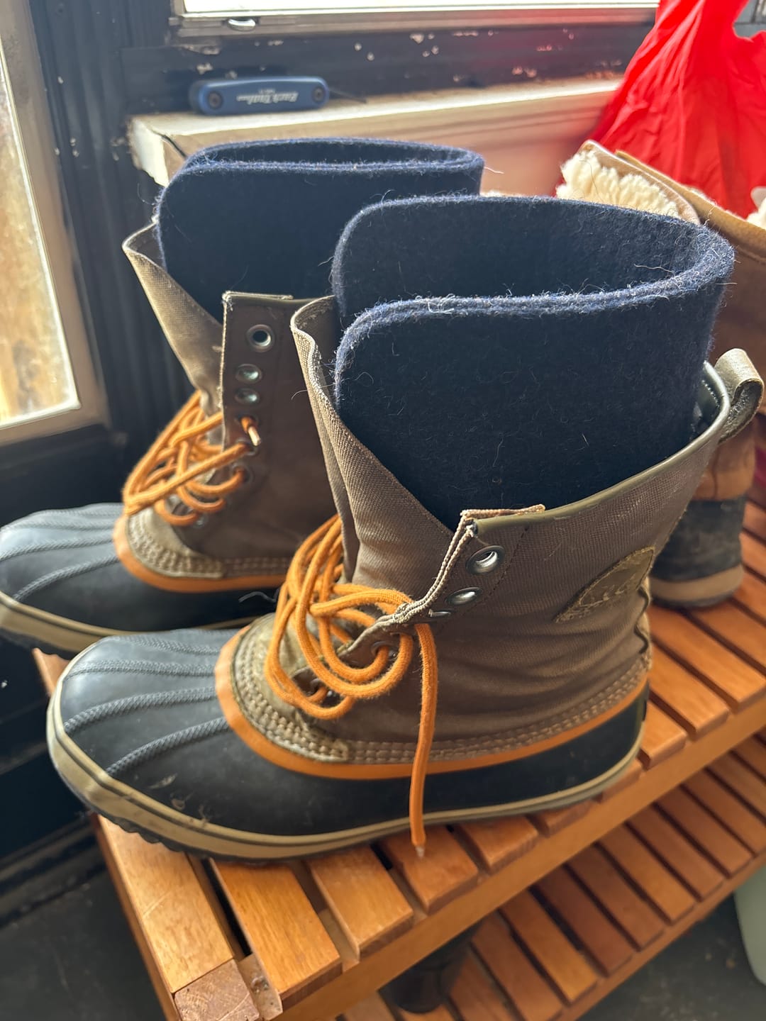 Customer photo review of Wool Felt Replacement Boot Liners (826 BB)
