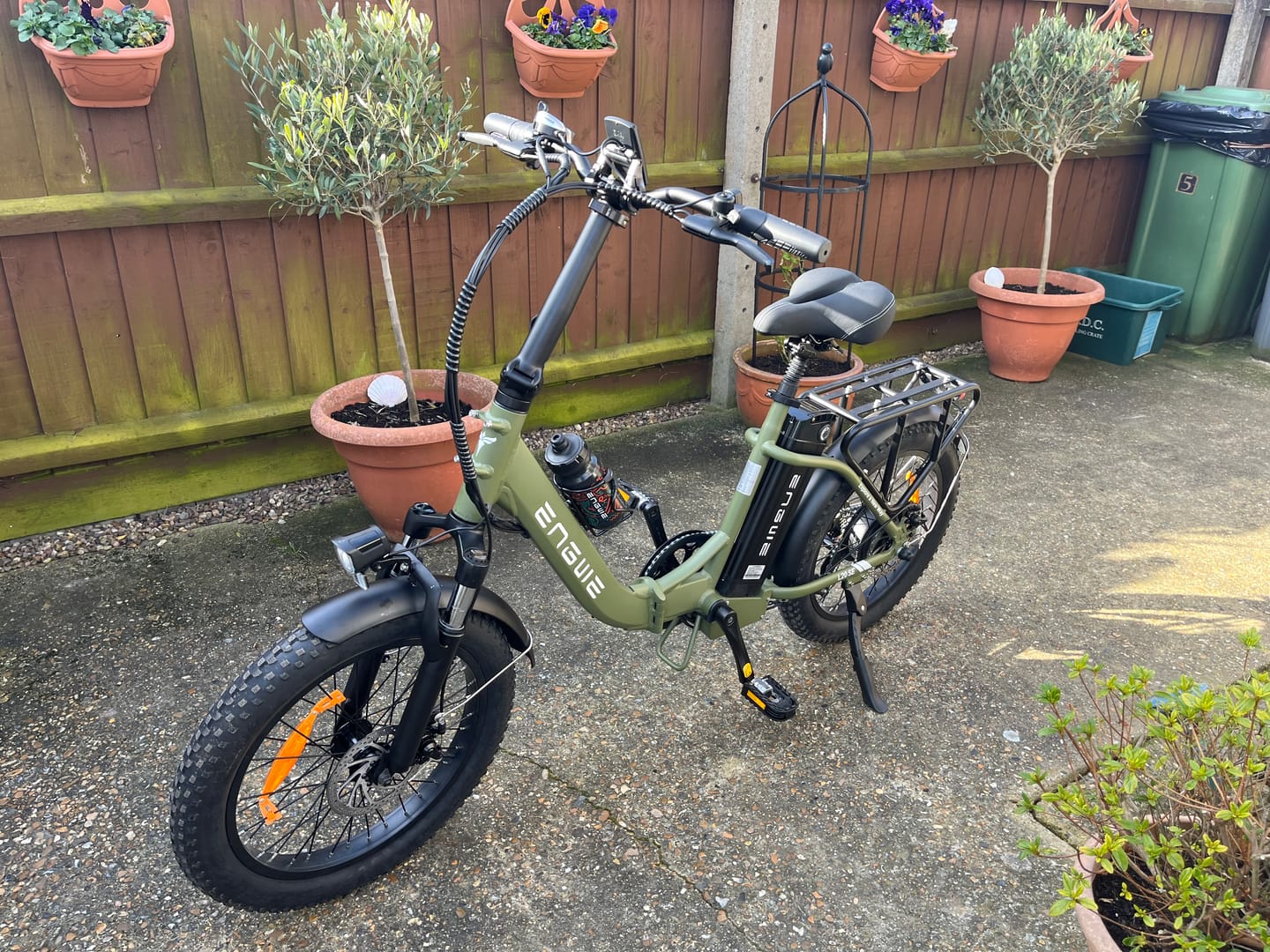 Customer photo review of Engwe L20 SE 250W 20" Foldable Electric Trekking Bike 561Wh Step-through E-bike