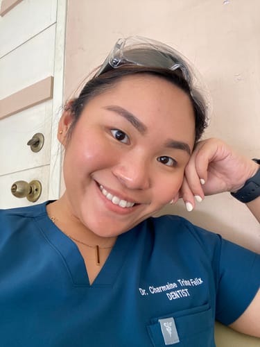 Customer photo review of 4-Pocket MoveTech® Scrub Top - Women / Pacific Tide