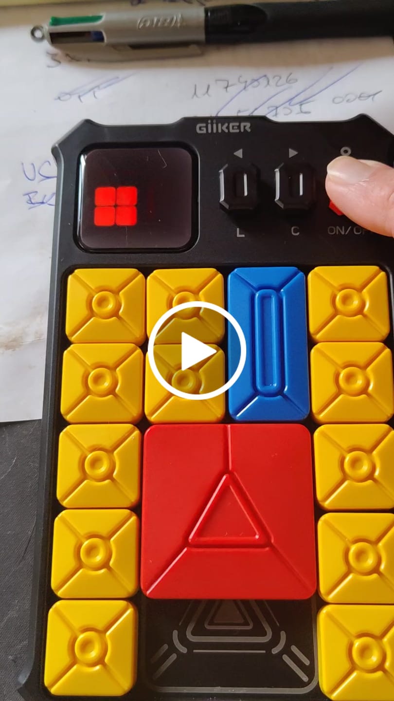 Customer video review of GiiKER Super Slide Puzzle Games
