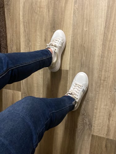 Customer photo review of Tara Dark Blue Mid Rise Waist Jeans