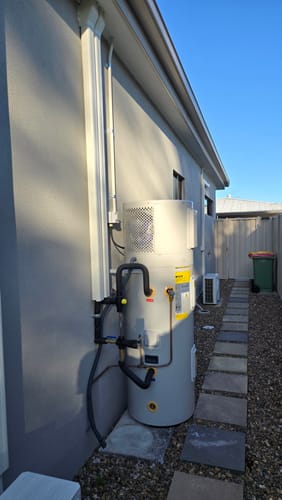 Customer photo review of Midea 170L Heat Pump Hot Water Unit