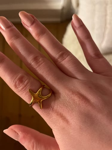 Customer photo review of ADJUSTABLE SEA STAR RING - GOLD
