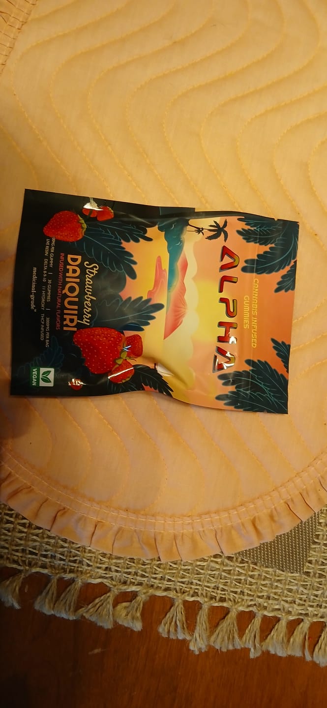 Customer photo review of Strawberry Daiquiri 3000mg THC Blend Vegan Gummies 30 Pack