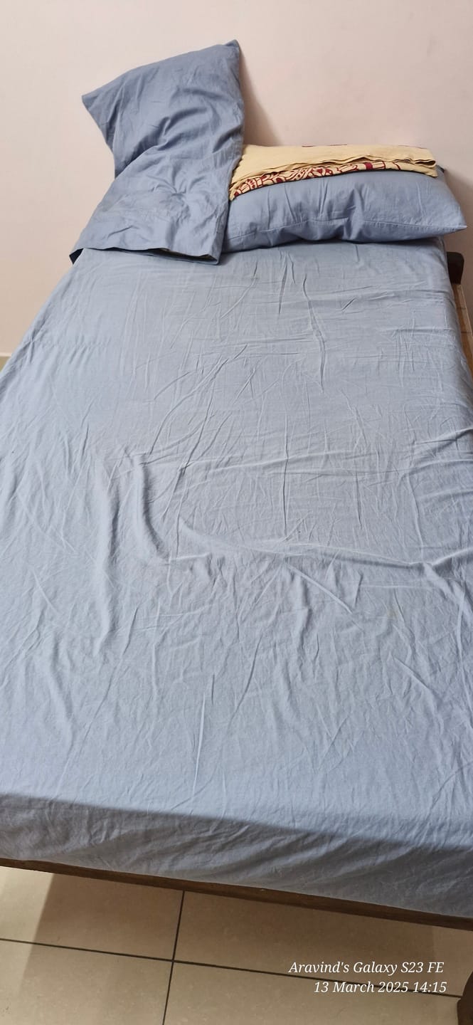 Customer photo review of Flo Super Soft Bedsheet