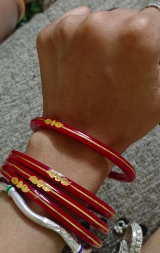 Customer photo review of Red - Divya Shringar Bangles (916 22k)
