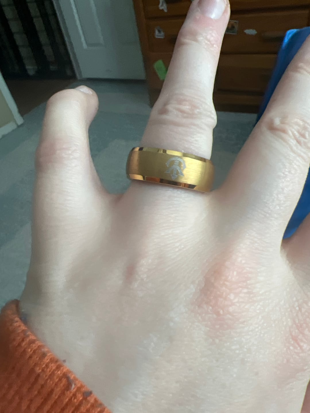 Customer photo review of ROYALTY