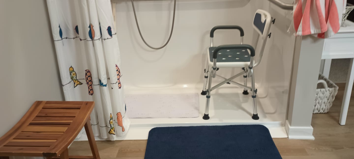 Customer photo review of Shower Chair (450lb)