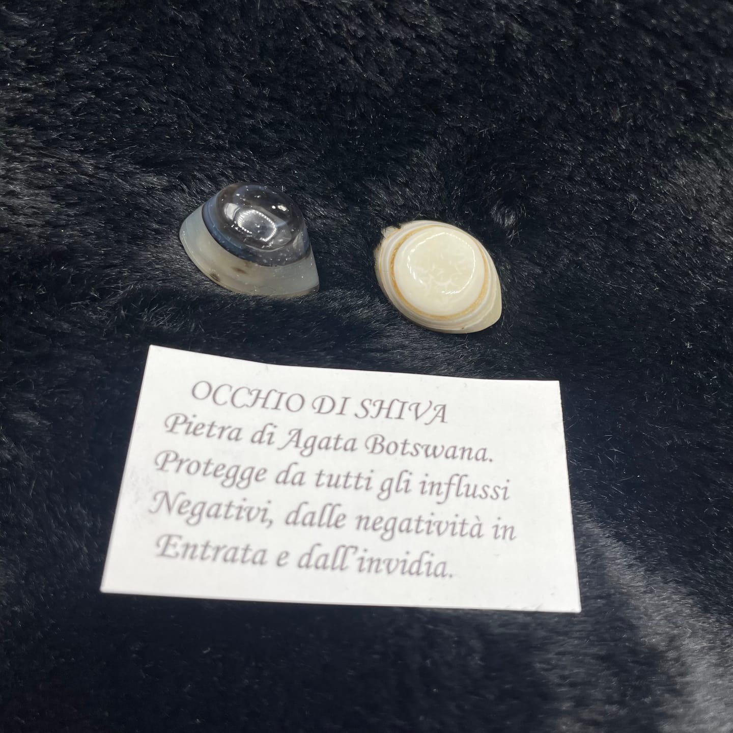 Customer photo review of Occhio di Shiva per la Protezione - Agata Botswana