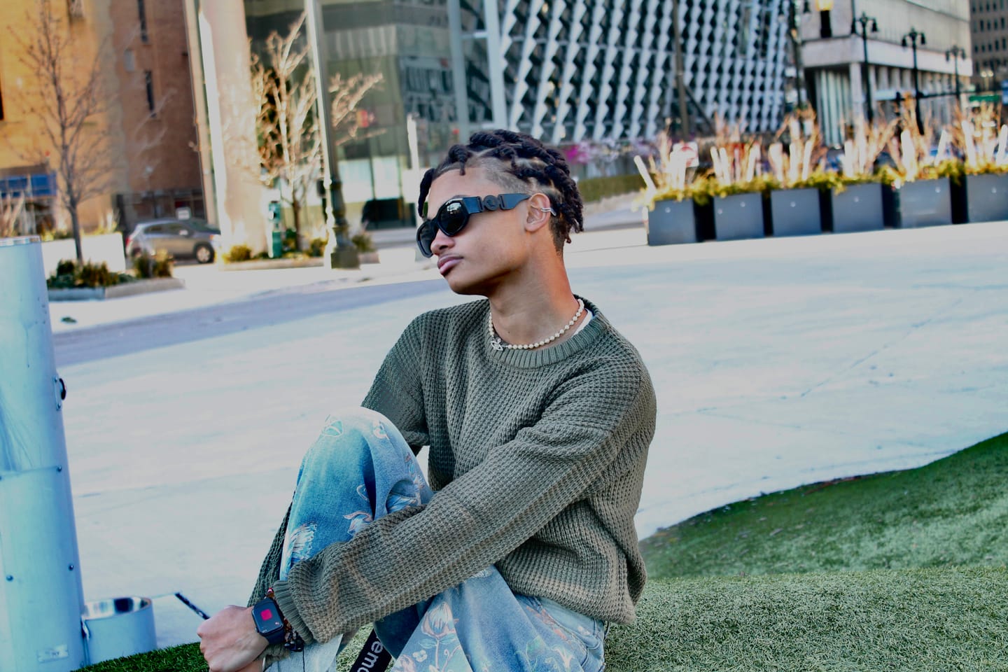 Customer photo review of Aelfric Eden Floral Baggy Jeans