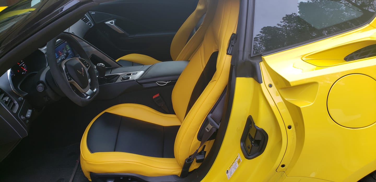 Customer photo review of Corvette C7 Custom Leather Seat Covers