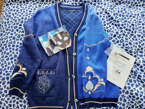 Customer photo review of Genshin Cardigan III Preorder