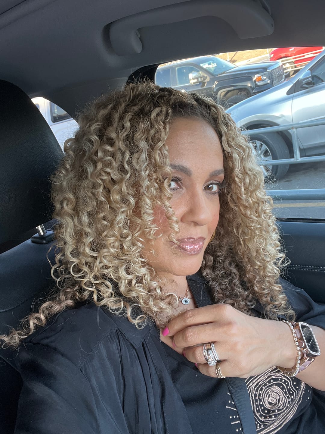 Customer photo review of LAVISH Leave-In Conditioning Styler