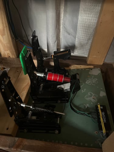 Customer photo review of Simsonn Racing Simulator Pro Plus Pedal Manual and Automatic Gears