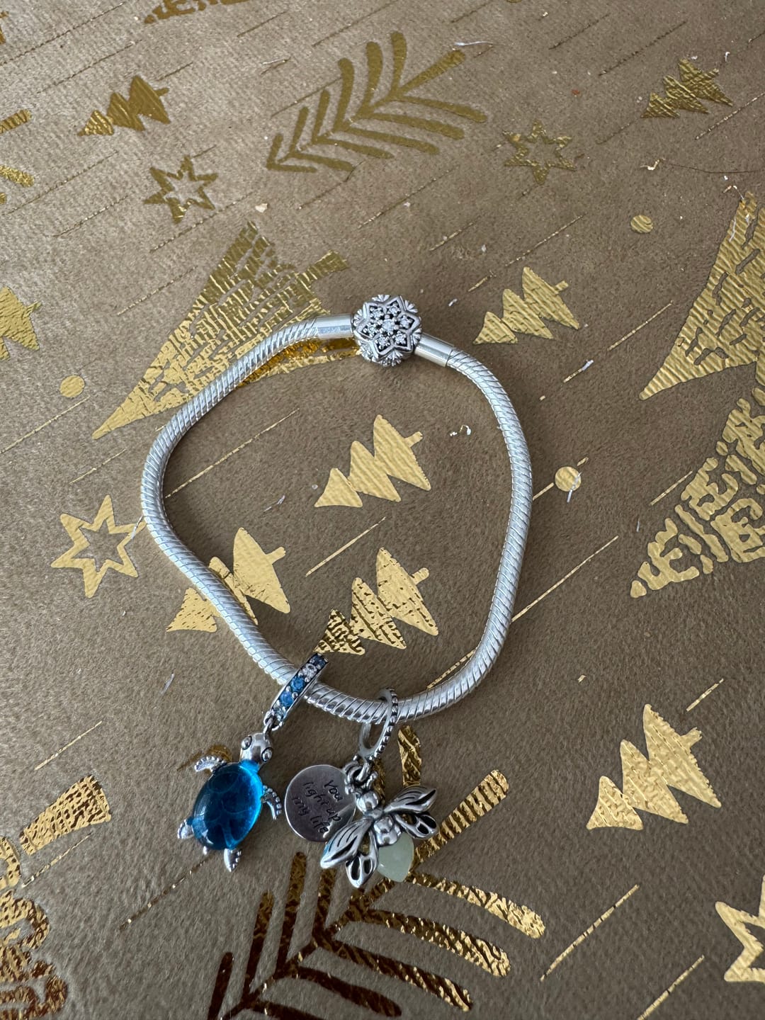 Customer photo review of Pulsera Copo de Nieve