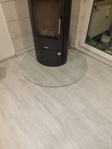 Customer photo review of Glasplatte Kamin, Funkenschutzplatte Glas für Kaminofen - Kreis