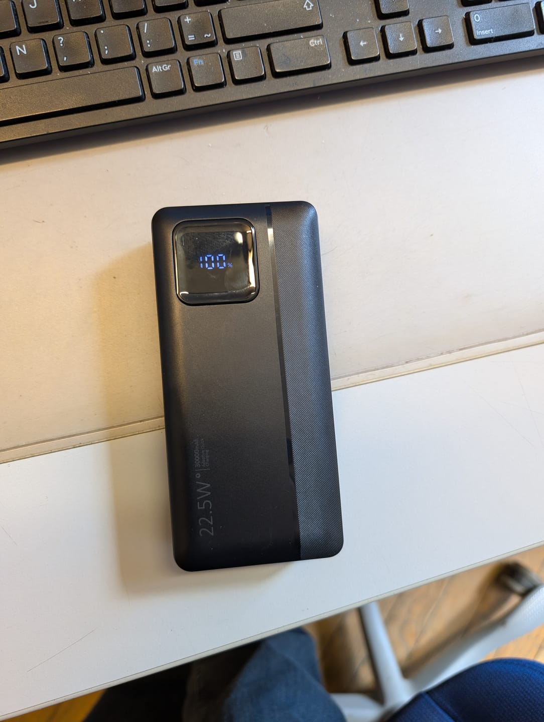 Customer photo review of Siltcon® Powerbank 30000mAh - Snellader