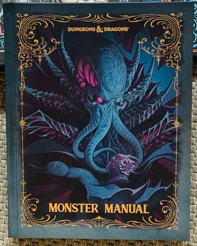 Customer photo review of D&D Monster Manual 2024 - ENG - Alternative Art