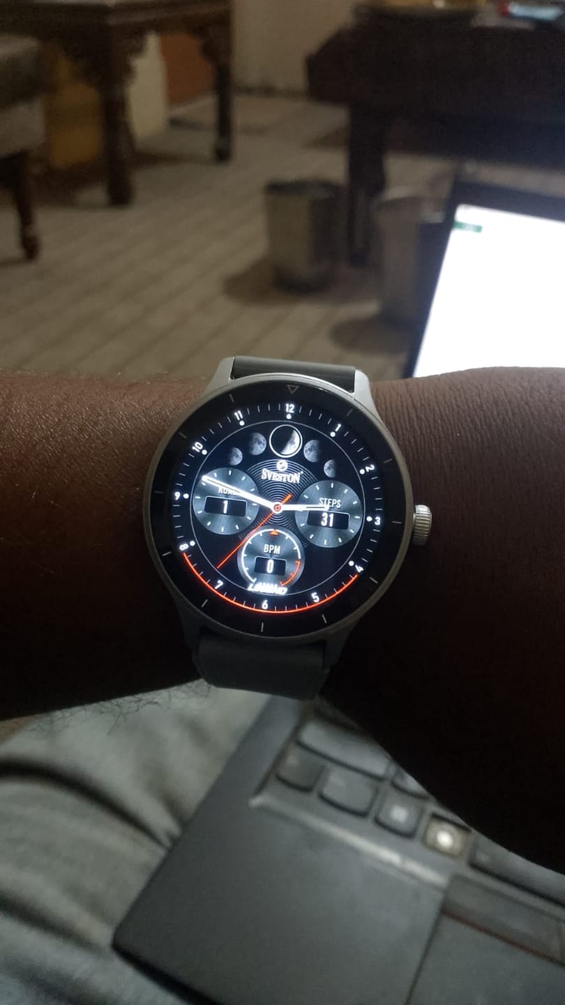 Customer photo review of SVESTON LEGEND SMARTWATCH