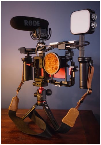 Customer photo review of Beastgrip Mini Tripod BT-50