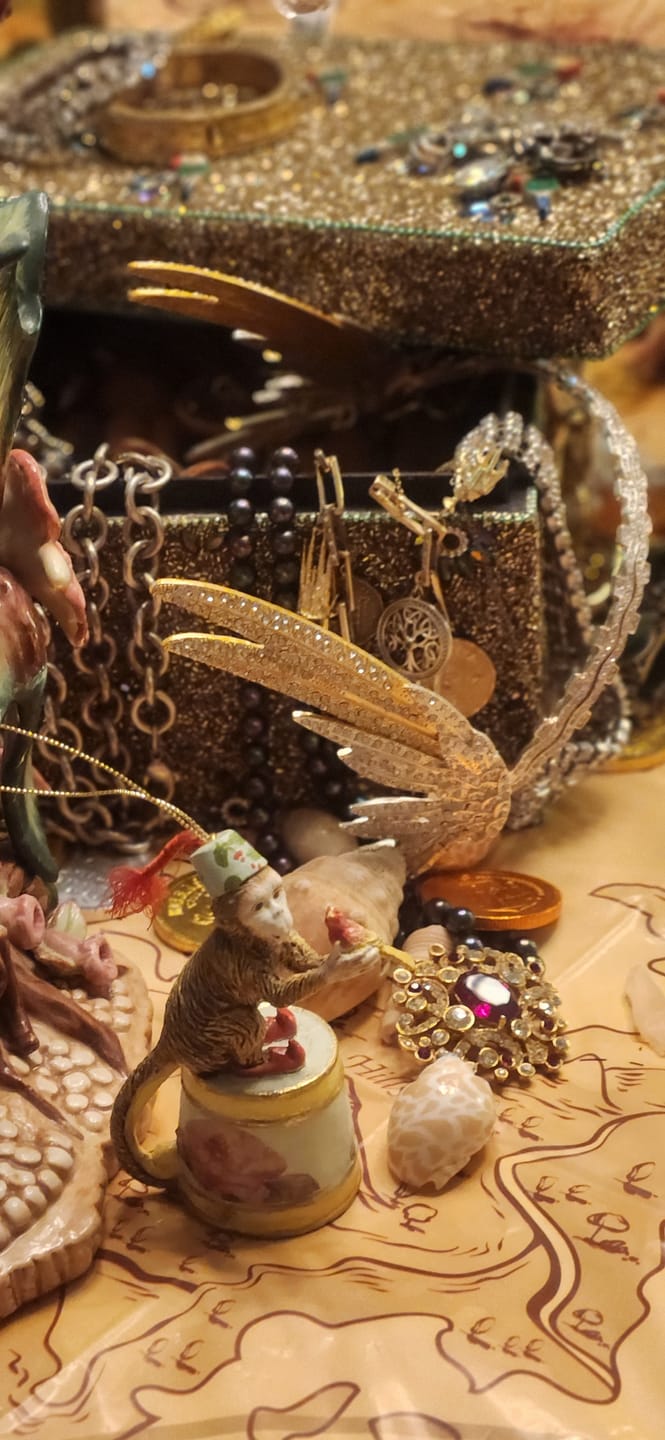 Customer photo review of Pirate Murder Mystery Host Your Own Game Kit