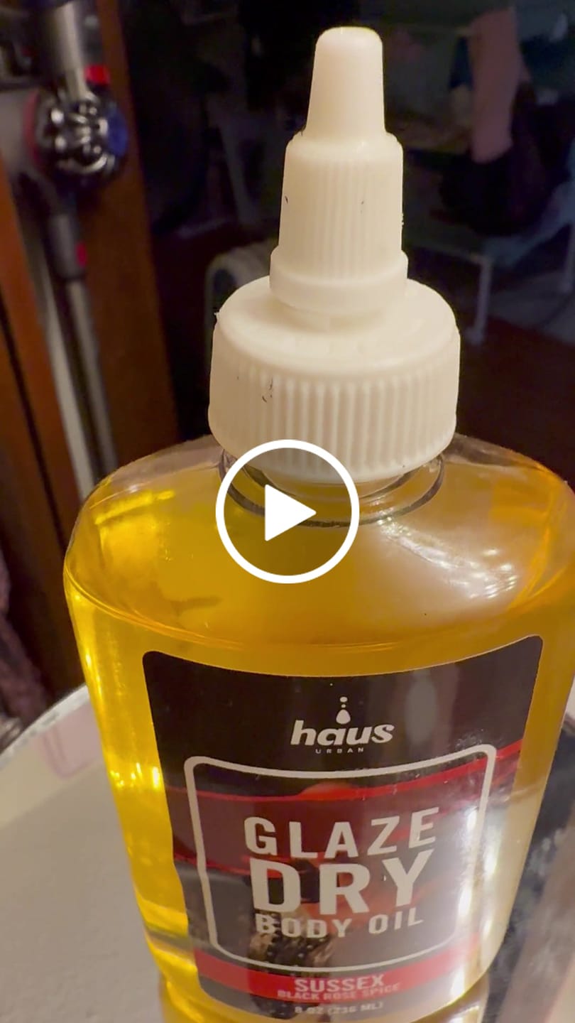 Customer video review of SUSSEX GLAZE DRY BODY OIL| BLACK ROSE SPICE